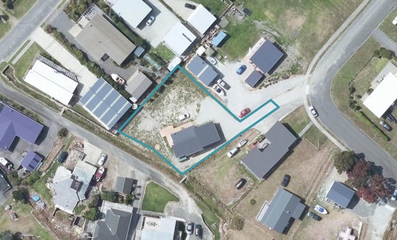 12 Puka Place, Māhia - Carousel 1