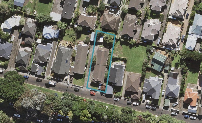 1/13 Alba Road, Epsom, Auckland - Carousel 1