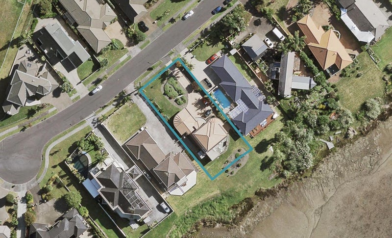 50 Keywella Drive, Conifer Grove, Takanini - Carousel 1