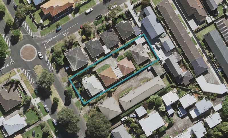 1/73 Moana Avenue, Onehunga, Auckland - Carousel 1