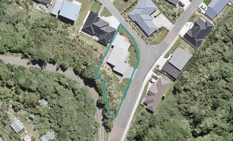 1 Park Grove, Belmont, Lower Hutt - Carousel 1