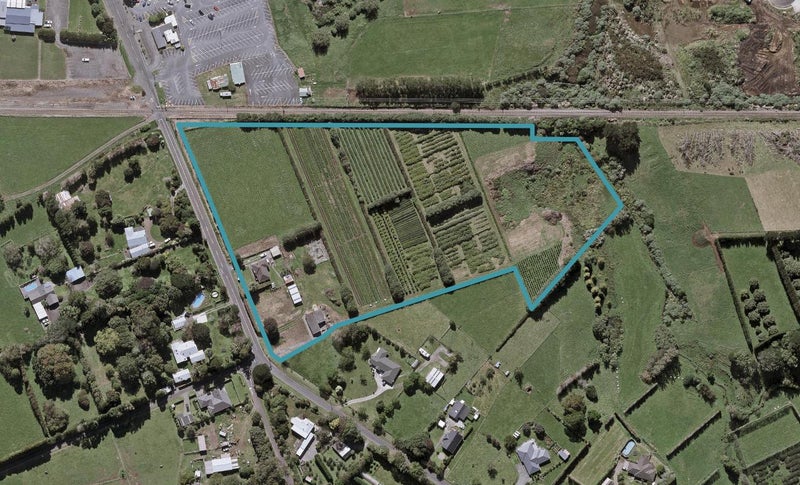 123 Paraite Road, Paraite, New Plymouth - Carousel 1