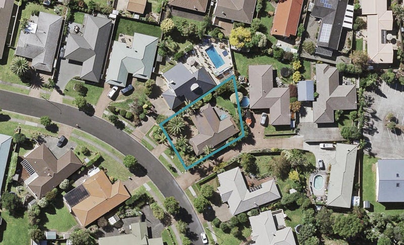 40 Bob Charles Drive, Golflands, Auckland - Carousel 1