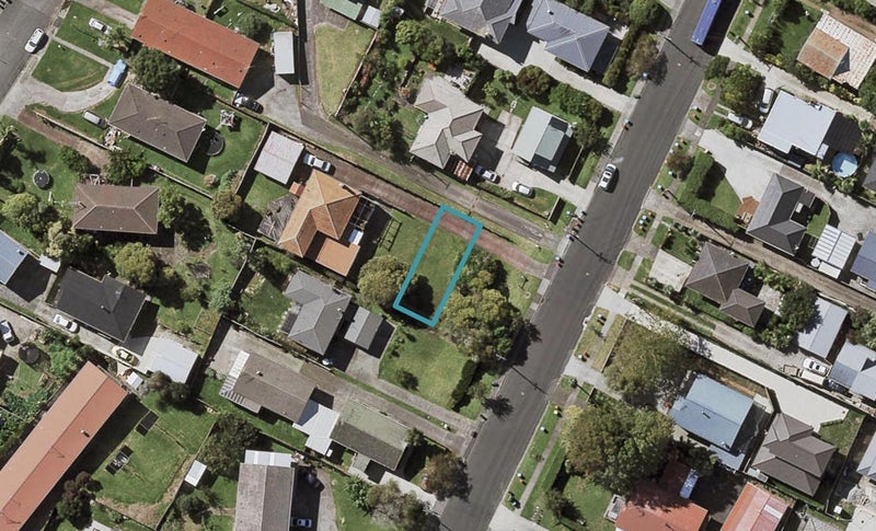 2/75 Barrack Road, Mount Wellington, Auckland - Carousel 1