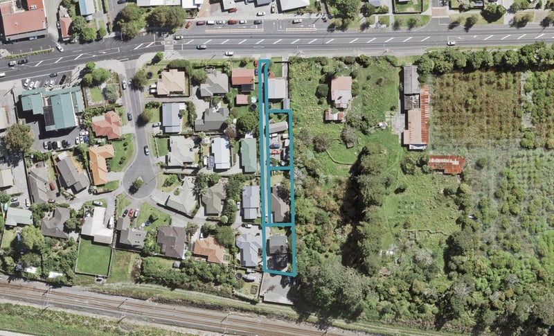 688B Swanson Road, Swanson, Auckland - Carousel 1