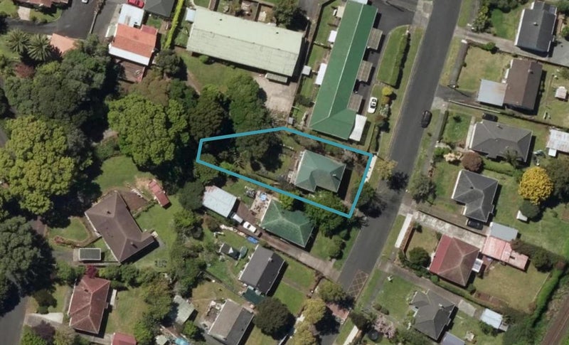 11 Weaver Street, Whau Valley, Whangarei - Carousel 1