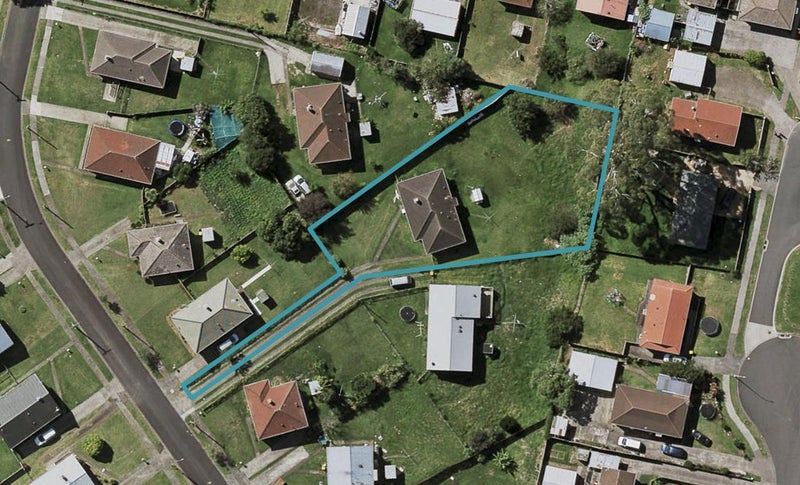 14 Wynton Place, Otara, Auckland - Carousel 1