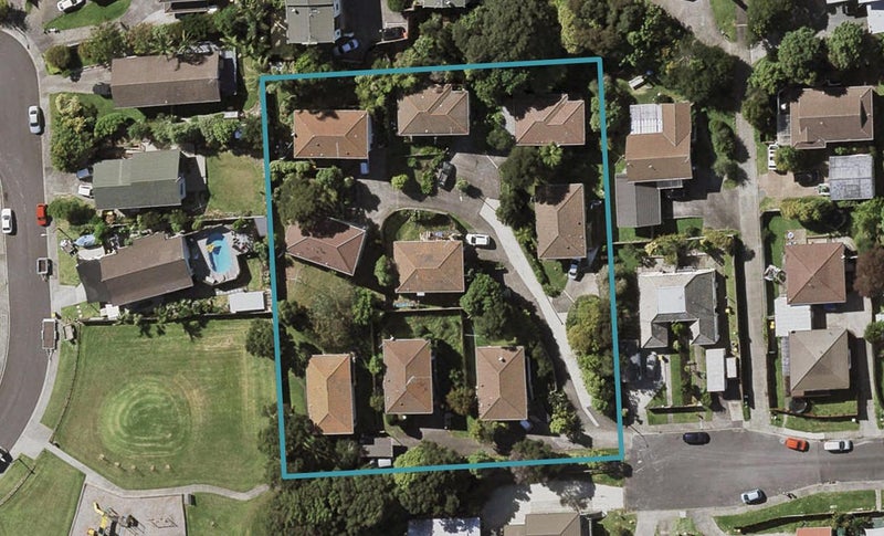 31 Lambrown Drive, Tōtara Vale, Auckland - Carousel 1