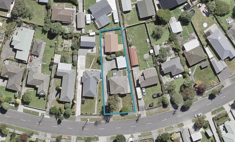1/48 Shakespeare Avenue, Trentham, Upper Hutt - Carousel 1