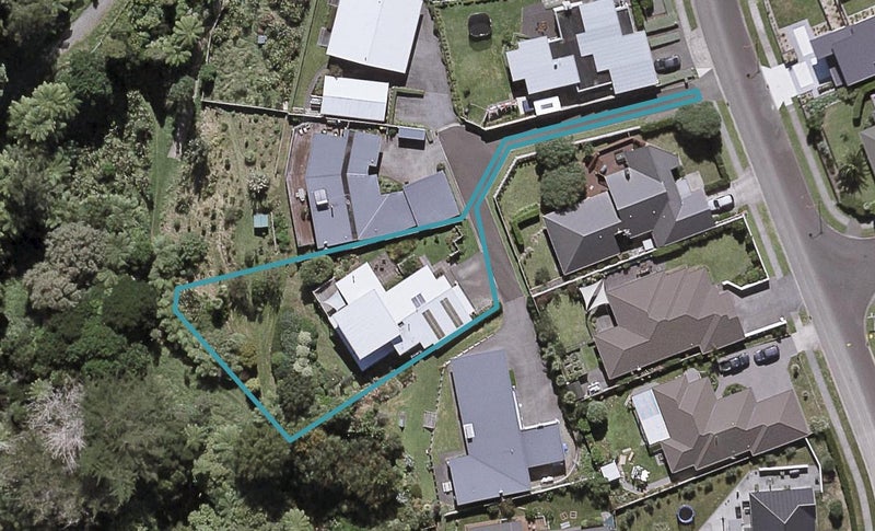 22C Redwood Crescent, Hurdon, New Plymouth - Carousel 1