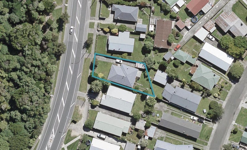 1234 Fergusson Drive, Brown Owl, Upper Hutt - Carousel 1
