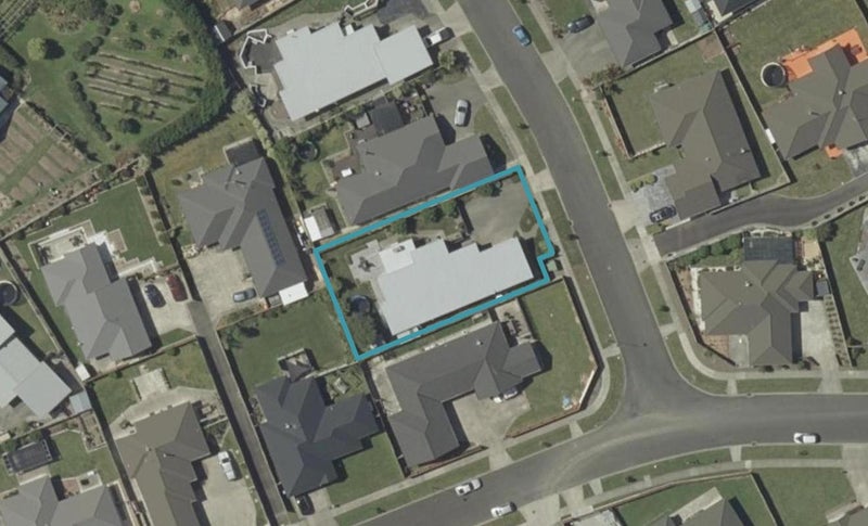 3 Galea Grove, Kelvin Grove, Palmerston North - Carousel 1