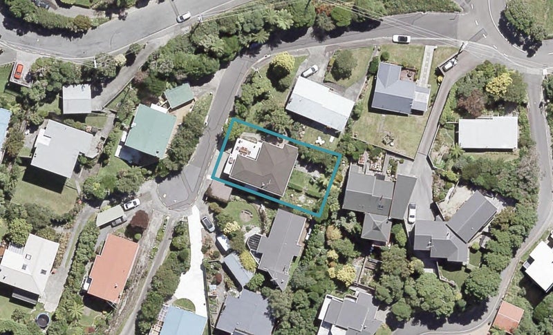 3 Taku Matenga Grove, Korokoro, Lower Hutt - Carousel 1