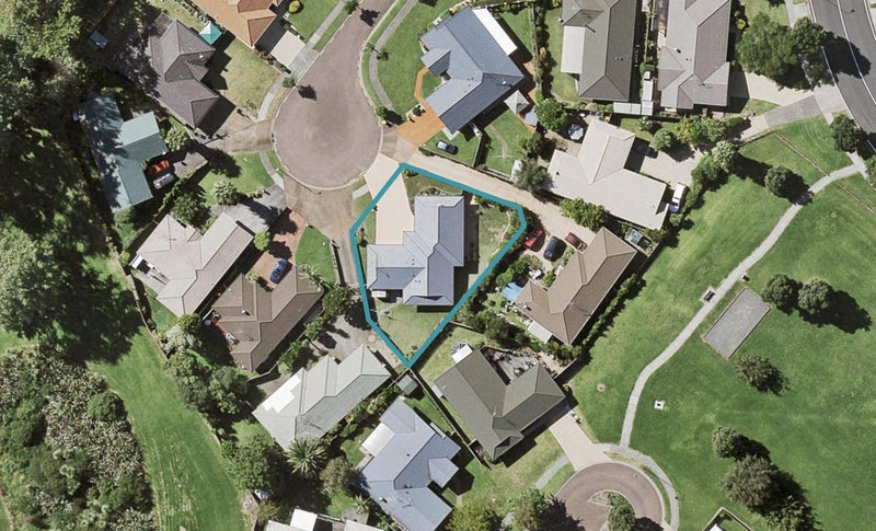 10 Quartley Place, Huntington Park, Auckland - Carousel 1