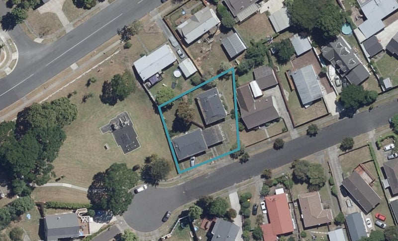 14 Matipo Crescent, Pukete, Hamilton - Carousel 1