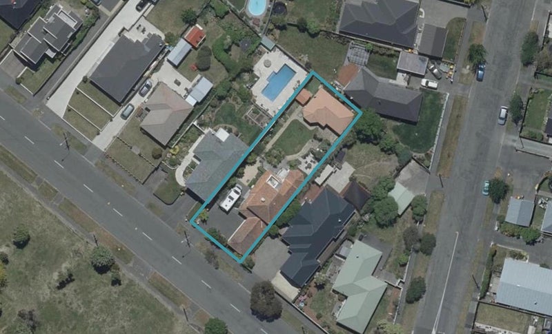38 Lake Terrace Road, Burwood, Christchurch - Carousel 1