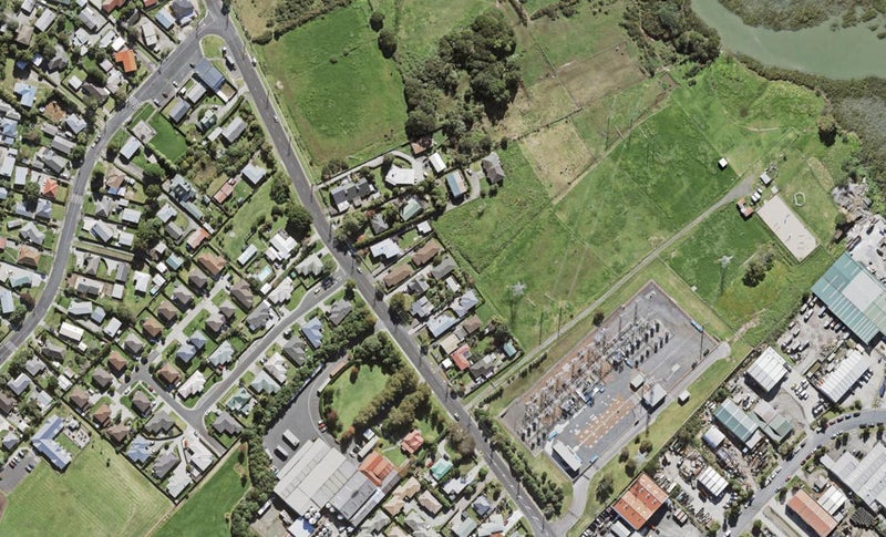 231A Hepburn Road, Glendene, Auckland - Carousel 1