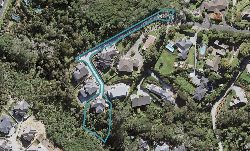 57 Bernard Magnus Lane, Greenhithe, Auckland - Carousel 1