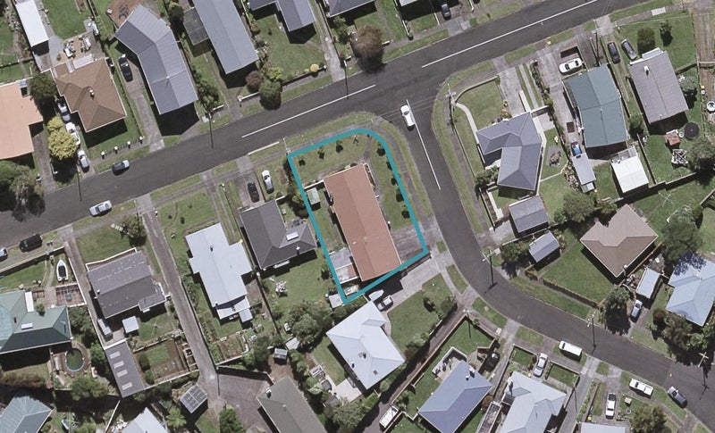 159 Pembroke Street, Westown, New Plymouth - Carousel 1