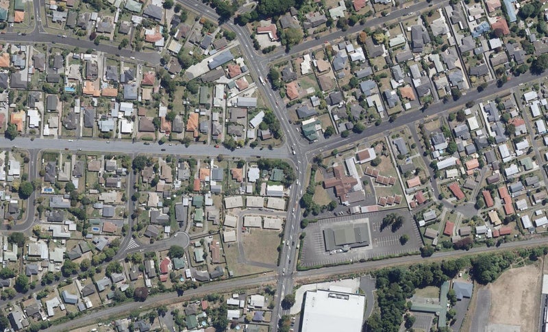 44 East Street, Claudelands, Hamilton - Carousel 1