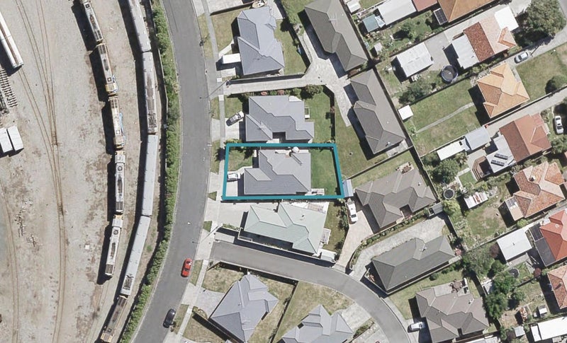 33 Mandel Mews, Waiwhetu, Lower Hutt - Carousel 1