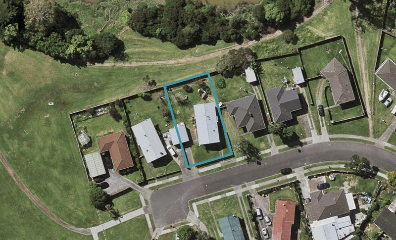 13 Cosmo Place, Otara, Auckland - Carousel 1