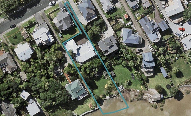101 Norwood Road, Bayswater, Auckland - Carousel 1