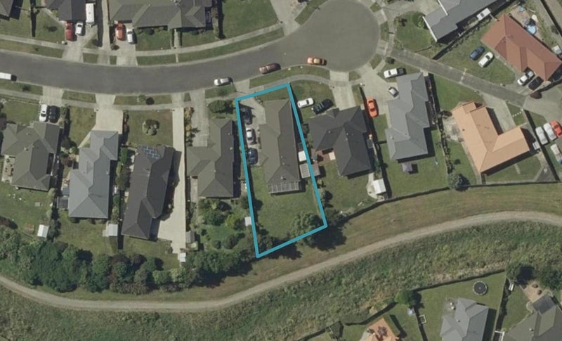 18 Aspen Way, Kelvin Grove, Palmerston North - Carousel 1