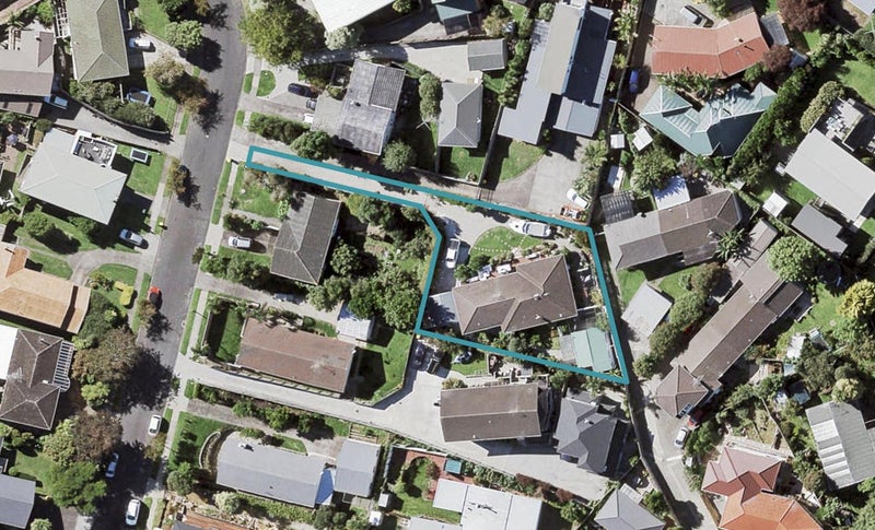 18 Sorrel Crescent, Bucklands Beach, Auckland - Carousel 1