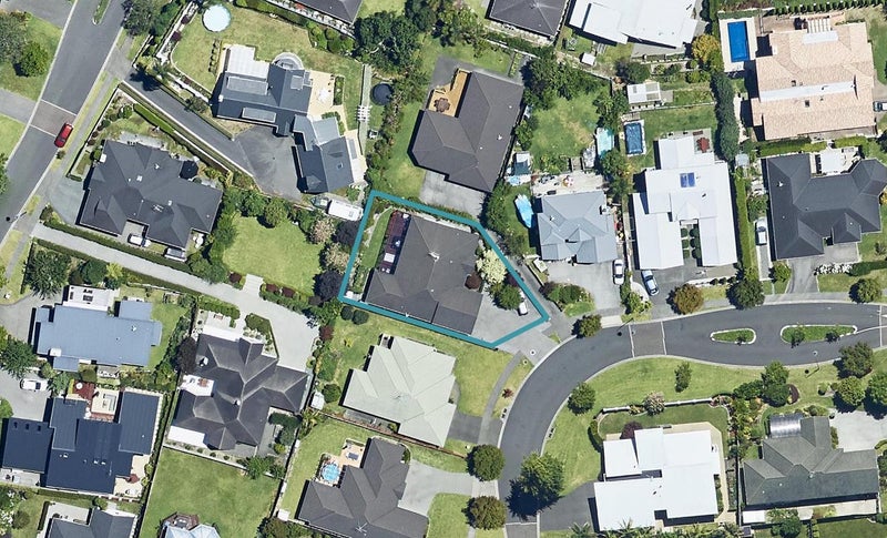 18 Redhaven Place, Bethlehem, Tauranga - Carousel 1