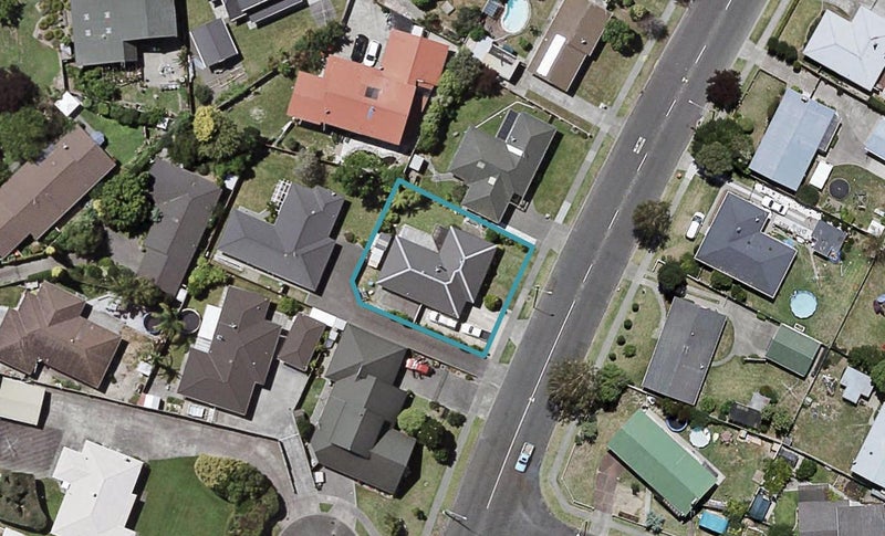 64 York Avenue, Tamatea, Napier - Carousel 1