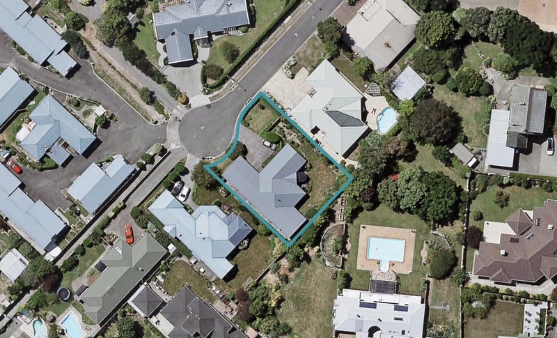 13 Ross Place, Greenmeadows, Napier - Carousel 1