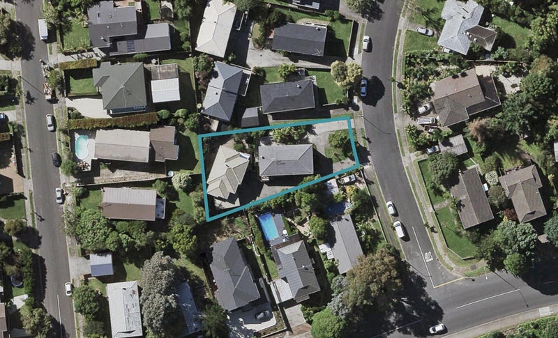 21A Tisdall Crescent, Saint Johns, Auckland - Carousel 1