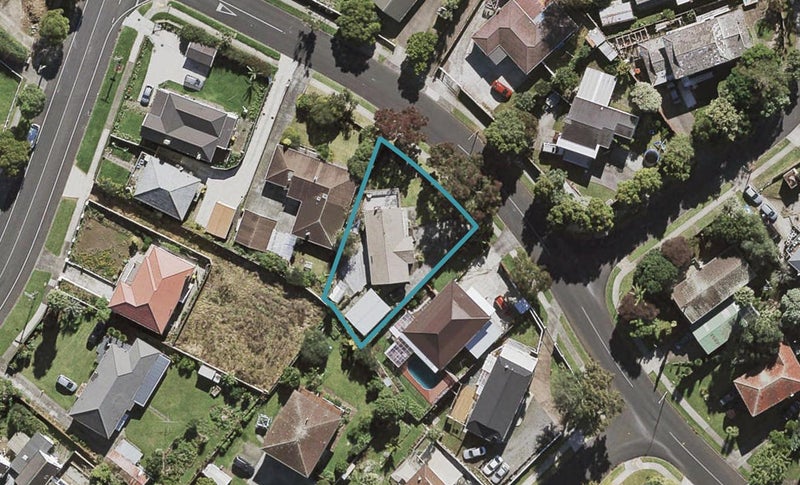 3 Lendenfeld Drive, Papatoetoe, Auckland - Carousel 1