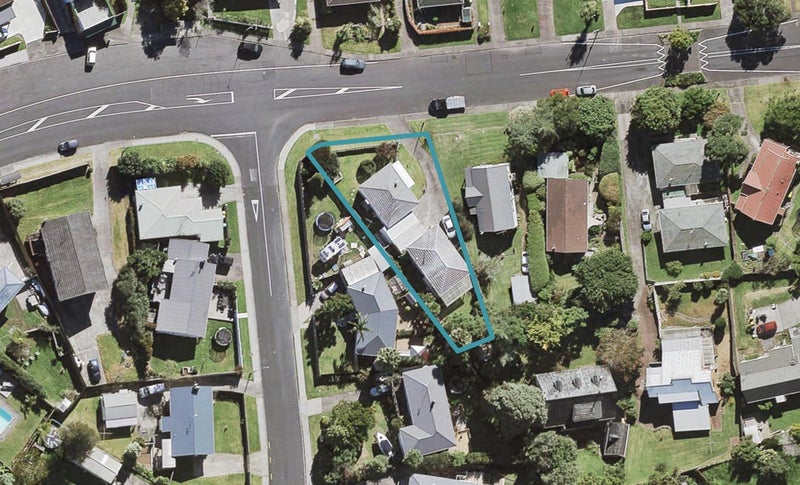 2/69 Moore Street, Hillcrest, Auckland - Carousel 1