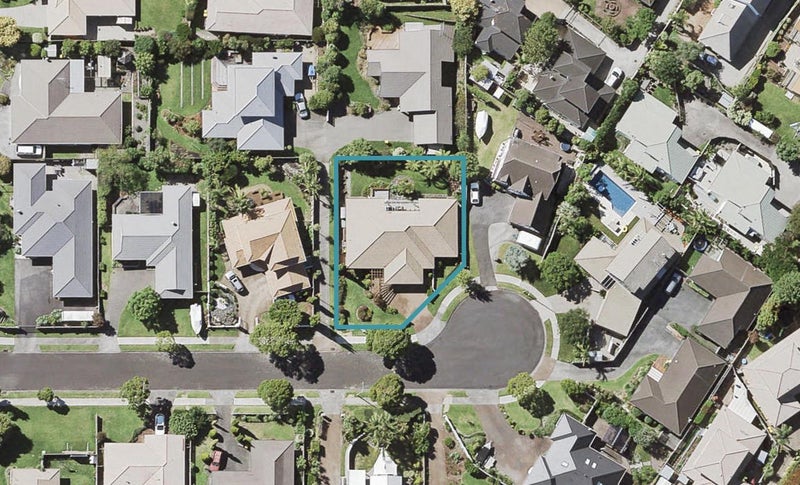 12 Sligo Place, Somerville, Manukau - Carousel 1