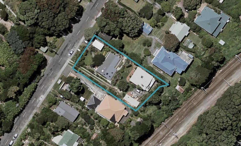 19 Ames Street, Paekakariki, Paekakariki - Carousel 1