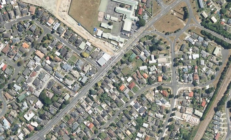 1058 High Street, Avalon, Lower Hutt - Carousel 1