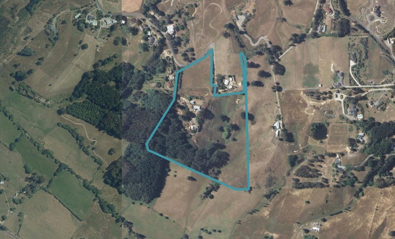 164 Tarrant Road, Upper Moutere - Carousel 1