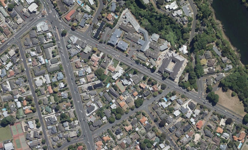 1337 Victoria Street, Beerescourt, Hamilton - Carousel 1