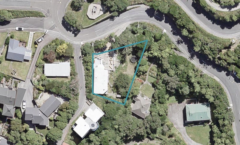 57 Maungaraki Road, Korokoro, Lower Hutt - Carousel 1