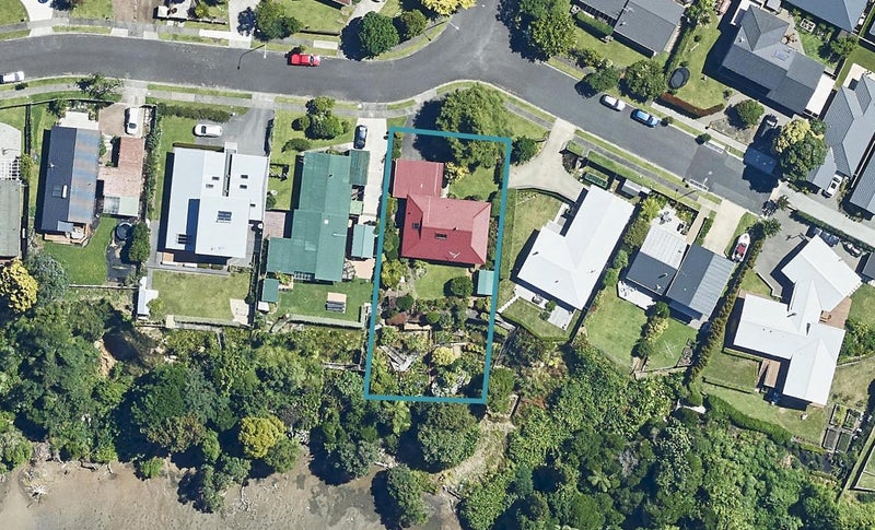 25 Rewarewa Place, Matua, Tauranga - Carousel 1