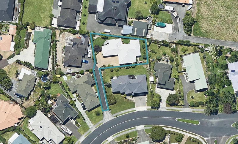 24 Wakefield Drive, Bethlehem, Tauranga - Carousel 1