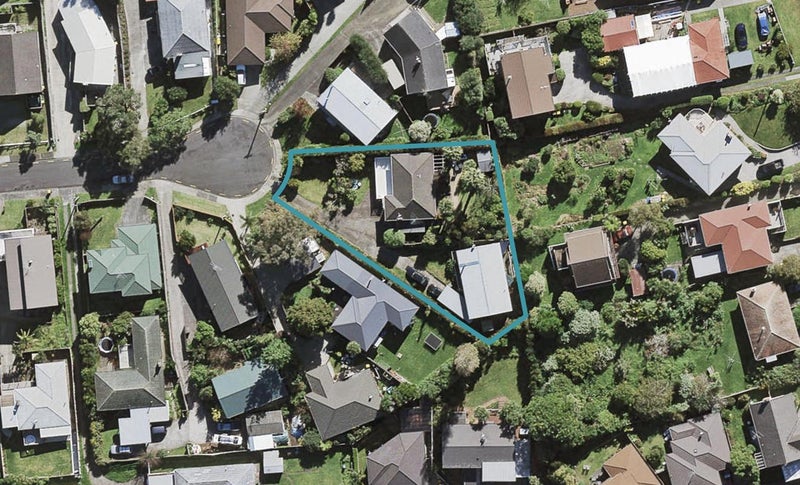 2/17 Winifred Avenue, Bayview, Auckland - Carousel 1