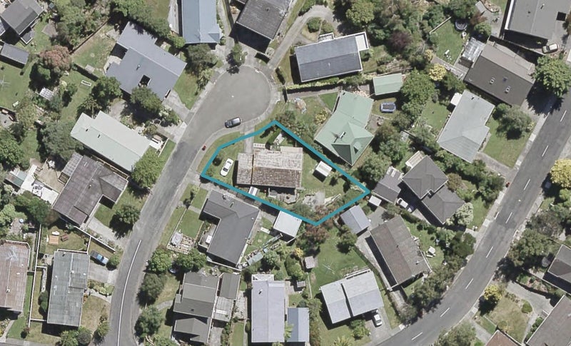 6 Dunrobin Grove, Silverstream, Upper Hutt - Carousel 1
