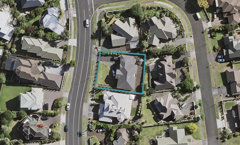 46 Goodwood Drive, Goodwood Heights, Auckland - Carousel 1