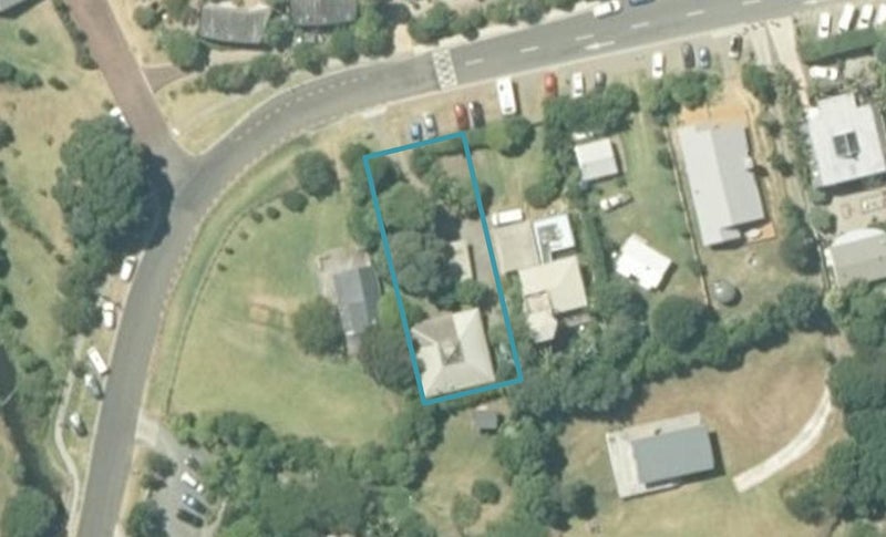 14 Pye Place, Hot Water Beach, Whitianga - Carousel 1