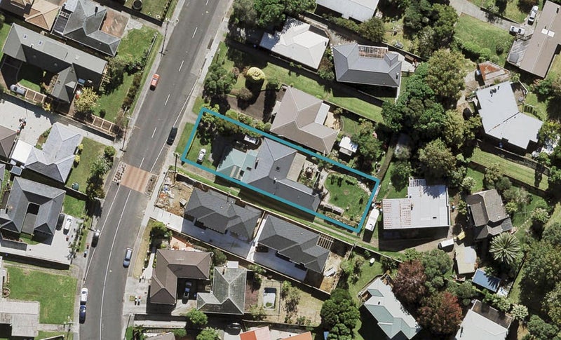 57 Olsen Avenue, Hillsborough, Auckland - Carousel 1