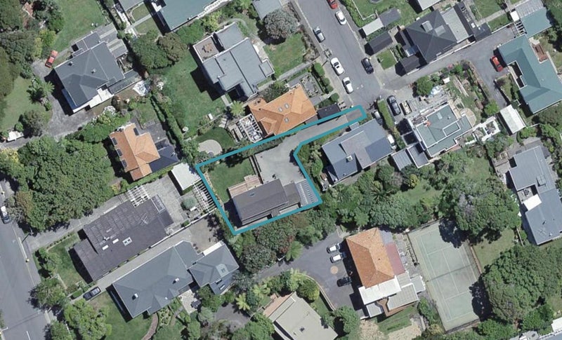 14 Lemnos Avenue, Karori, Wellington - Carousel 1