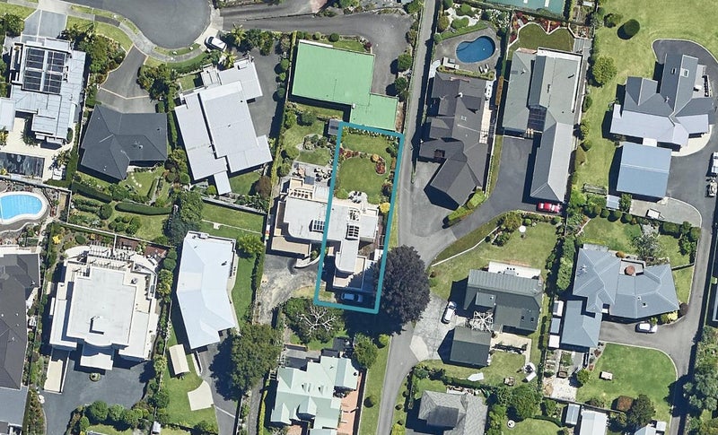 14B Hinewa Road, Otumoetai, Tauranga - Carousel 1